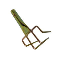 Max_Life MFG 4 Pronged 90 Degree Rake with Coupling, Fiberglass Pole Attachment